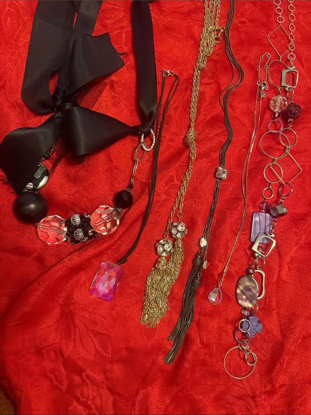 Crystal lot Elegant Women's Necklace Collection